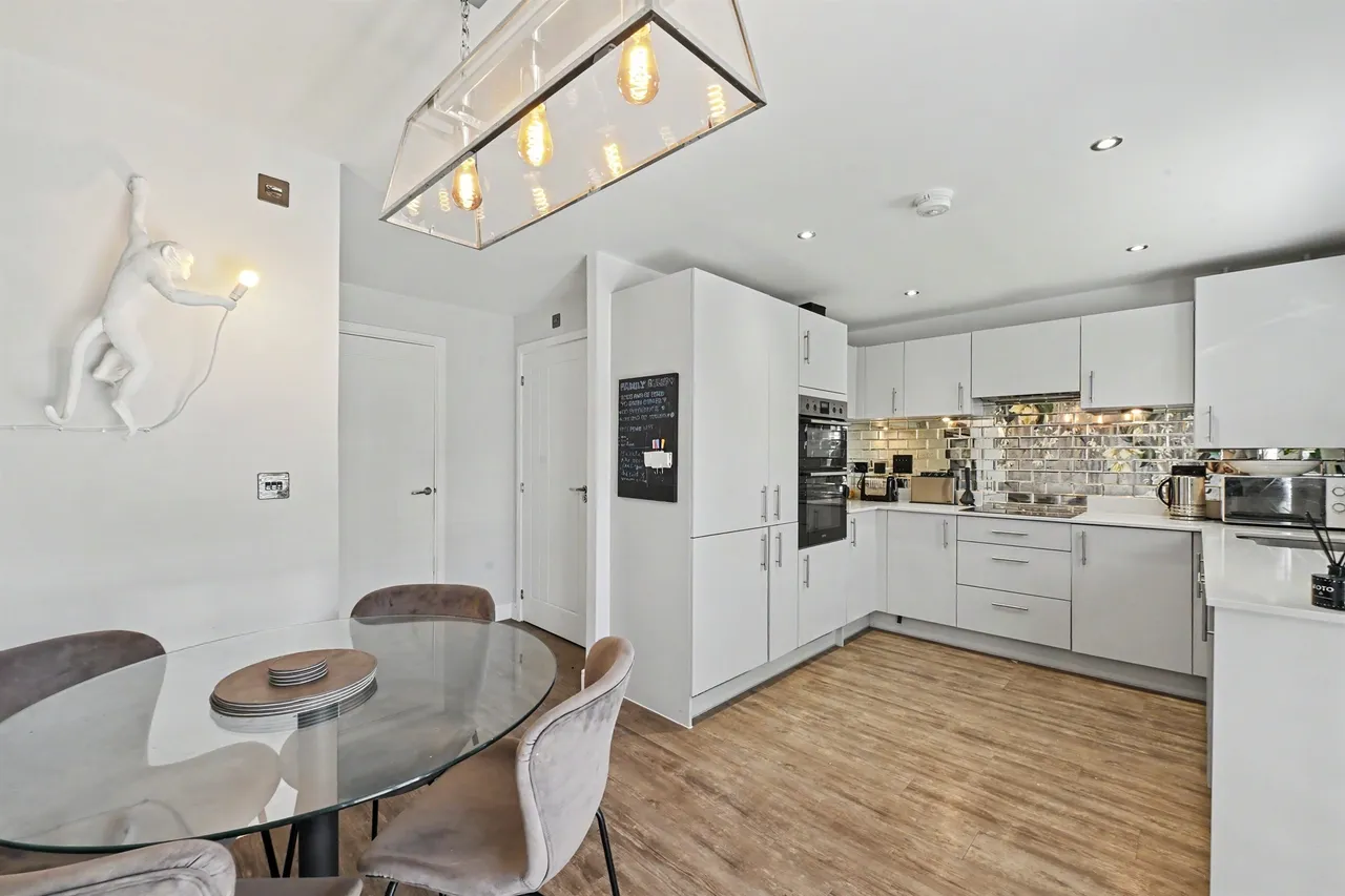 Hedgehog Way, Berkhamsted, photo 4