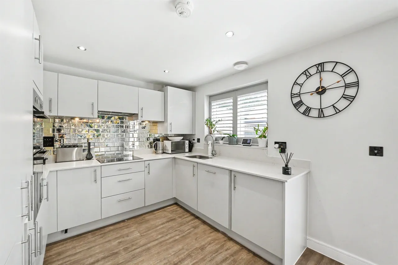 Hedgehog Way, Berkhamsted, photo 8