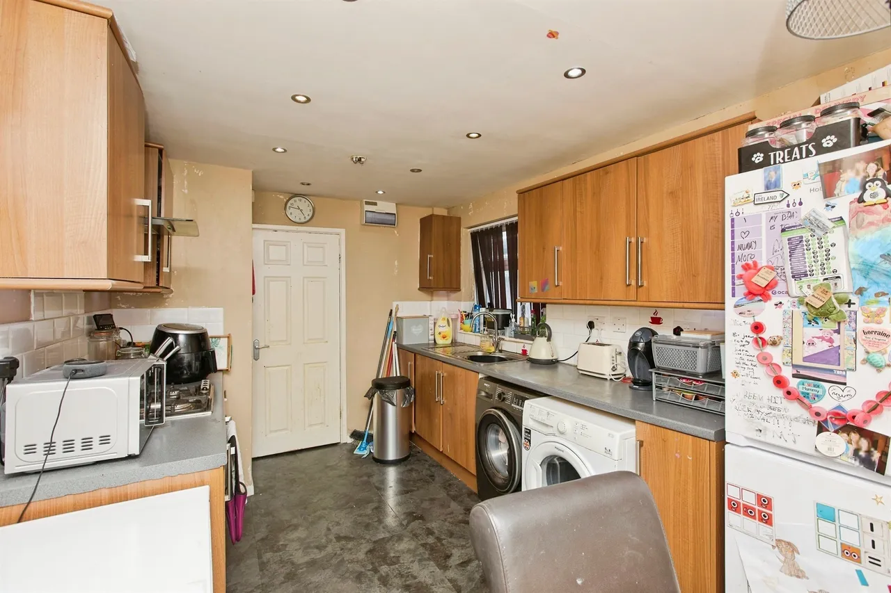 Holderness Close, Stenson Fields, DE24, photo 3