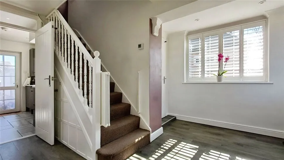 Imperial Drive, Gravesend, Kent, DA12, photo 9
