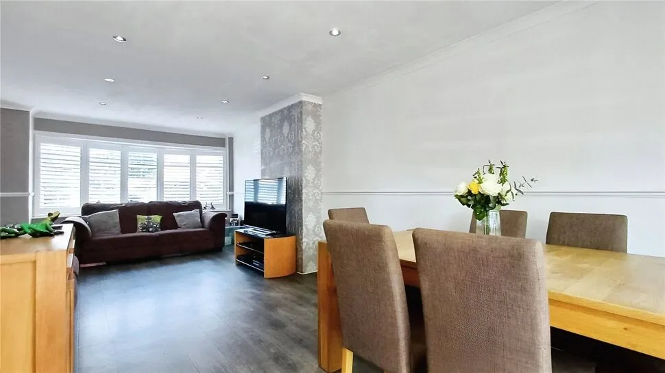 Imperial Drive, Gravesend, Kent, DA12, photo 3