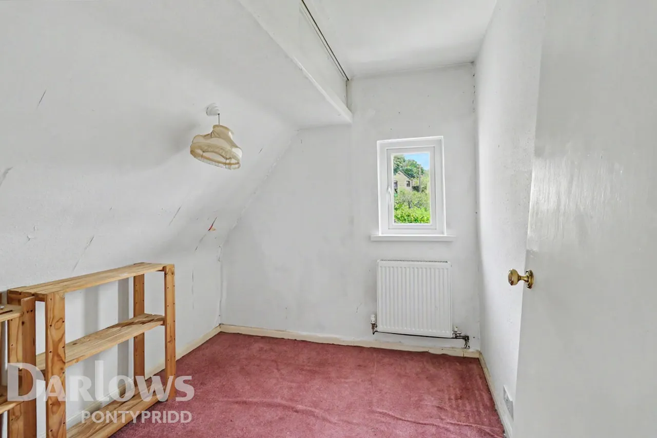 Llantrisant, Pontyclun, photo 22