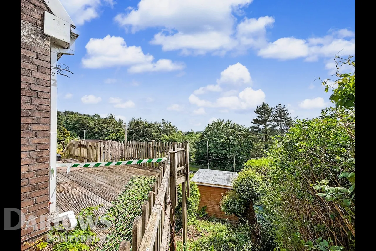 Llantrisant, Pontyclun, photo 39