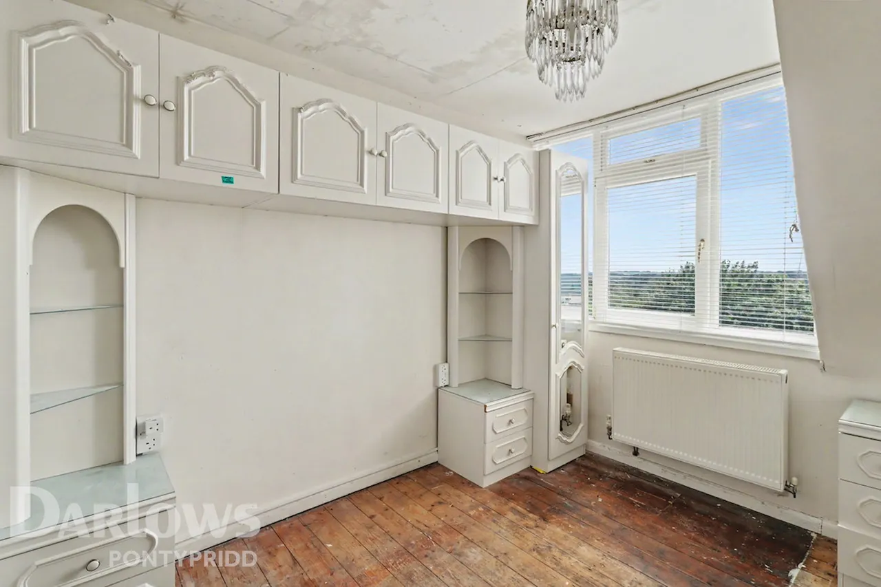 Llantrisant, Pontyclun, photo 18