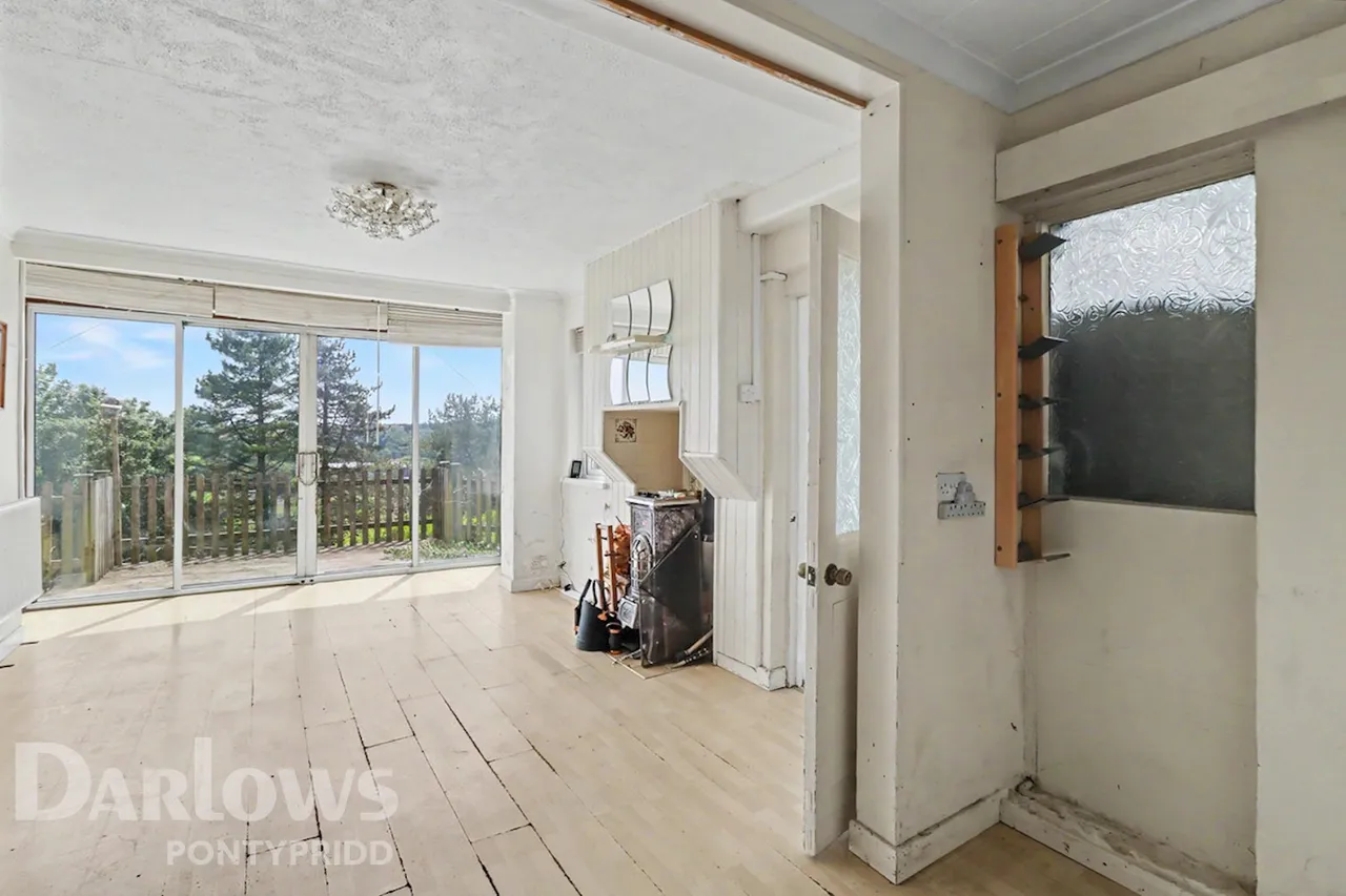 Llantrisant, Pontyclun, photo 14