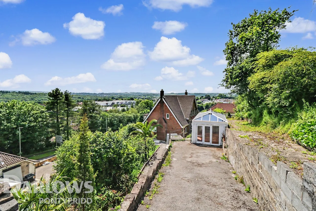 Llantrisant, Pontyclun, photo 47