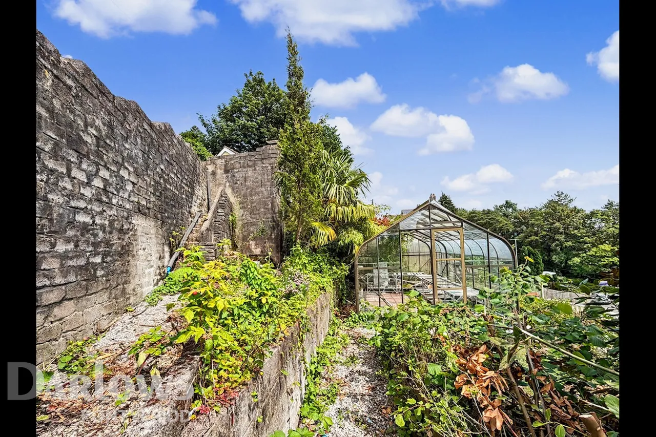 Llantrisant, Pontyclun, photo 35