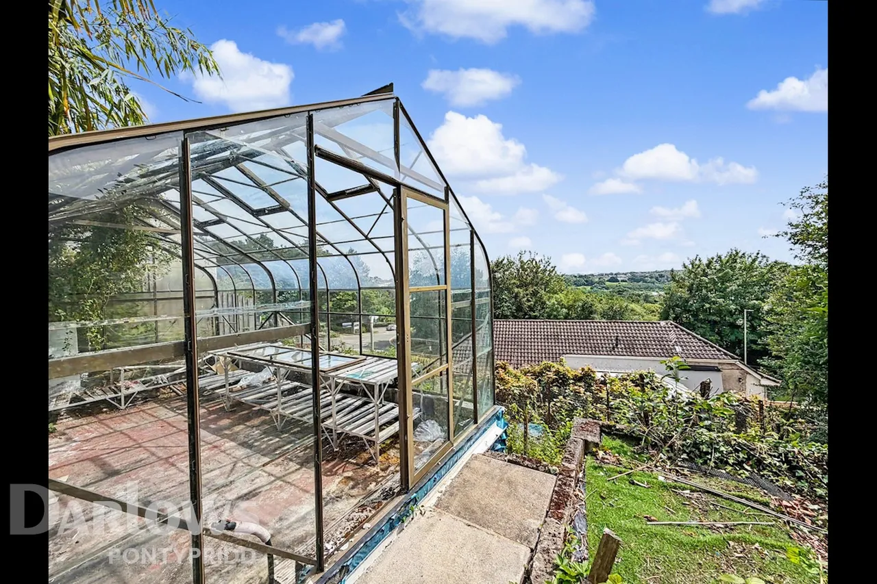 Llantrisant, Pontyclun, photo 44