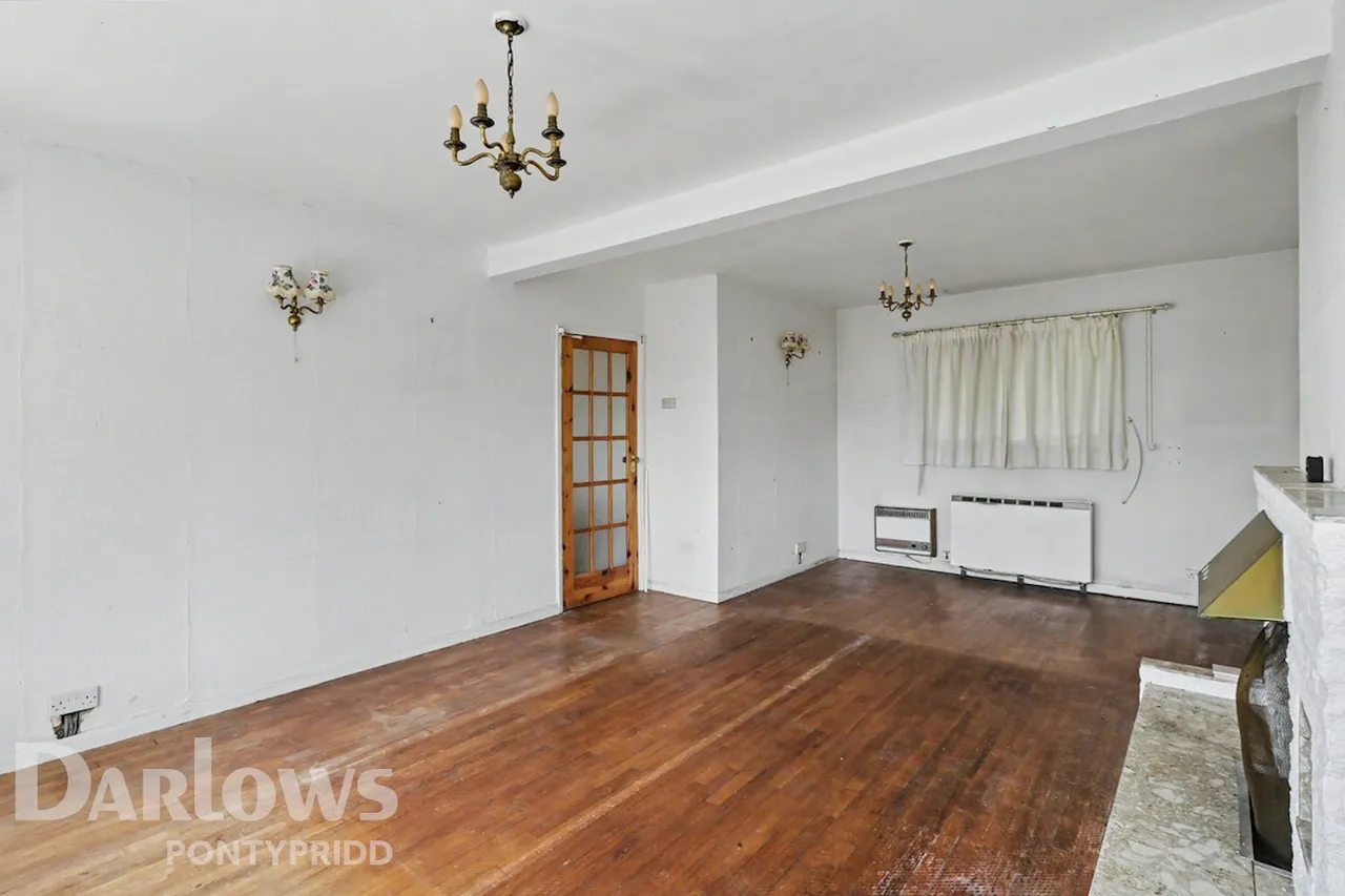 Llantrisant, Pontyclun, photo 7