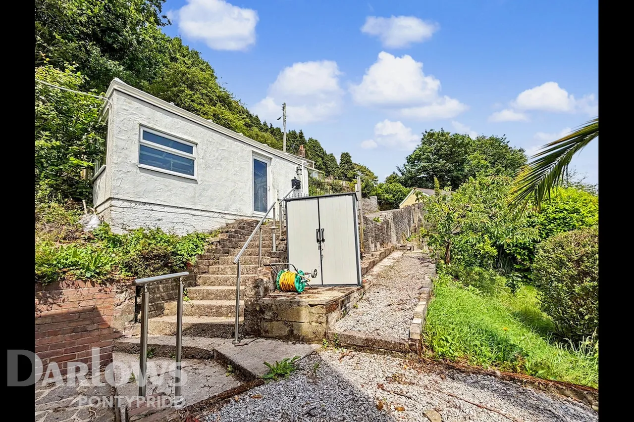Llantrisant, Pontyclun, photo 29