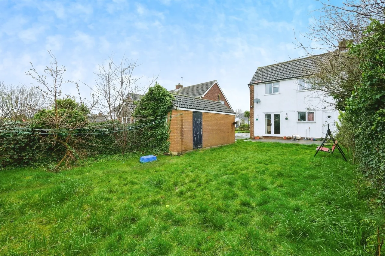 High Ash Crescent, Leeds, photo 9