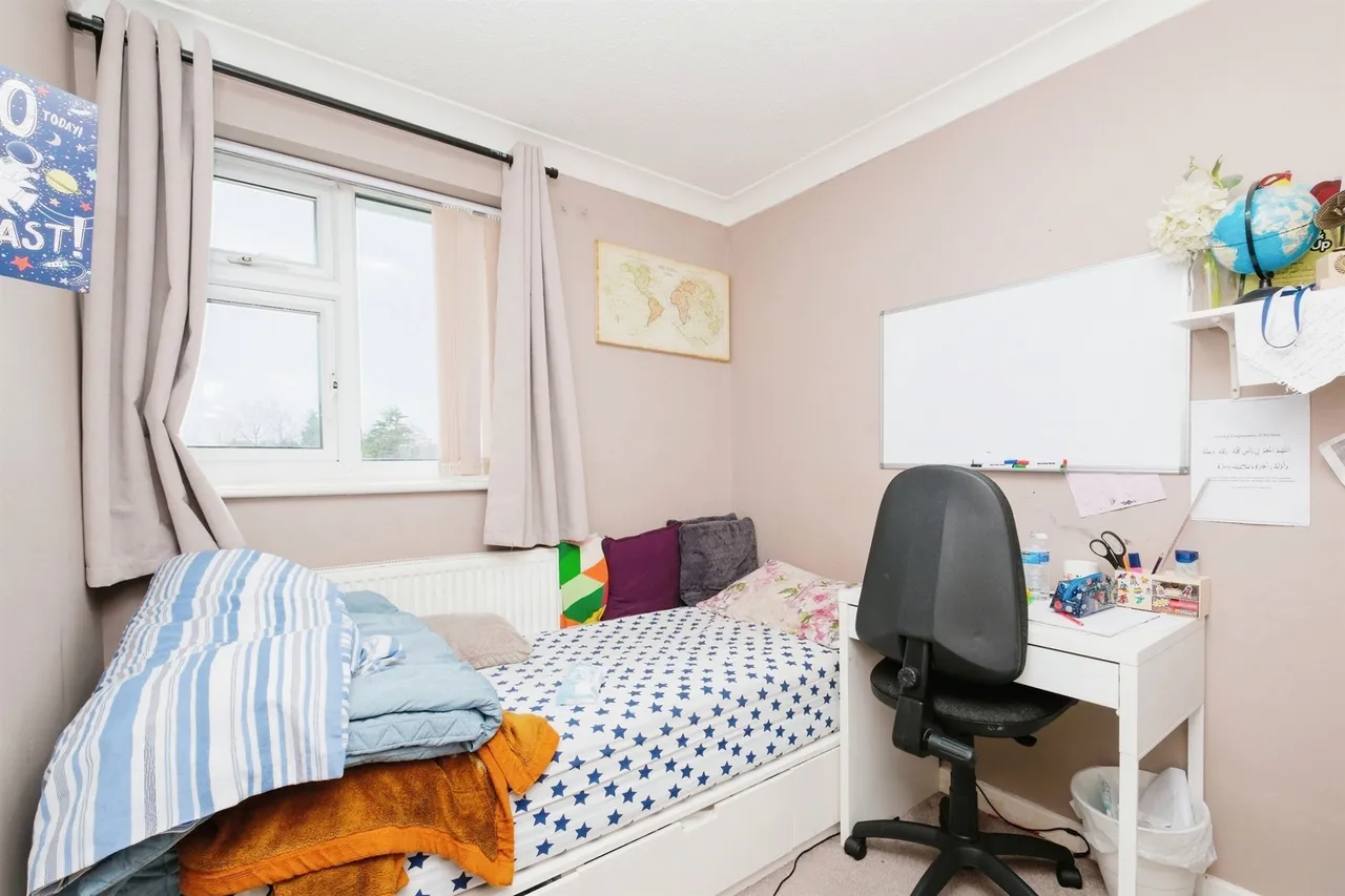 High Ash Crescent, Leeds, photo 8