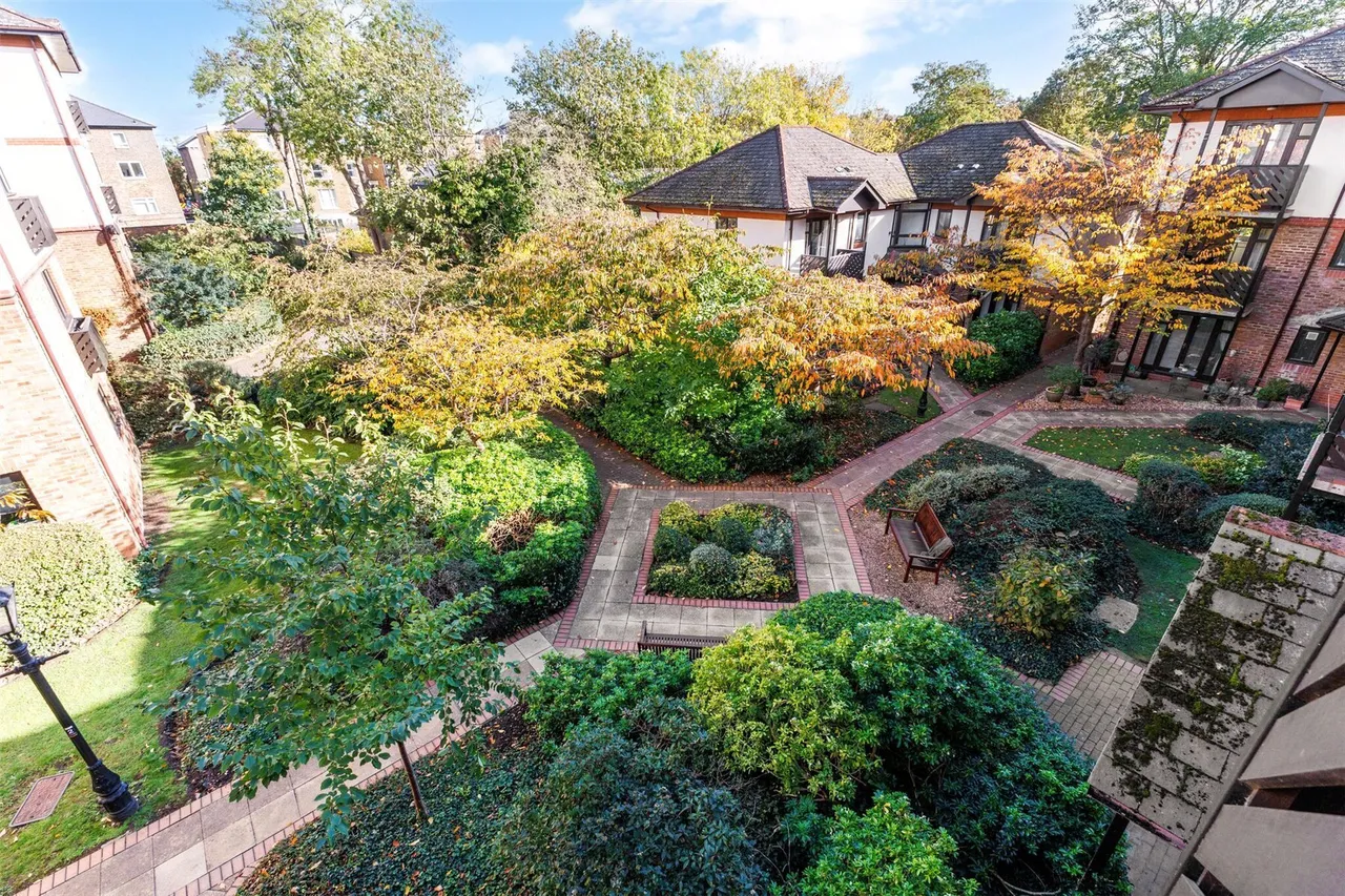 Lichfield Gardens, Richmond, TW9, photo 12