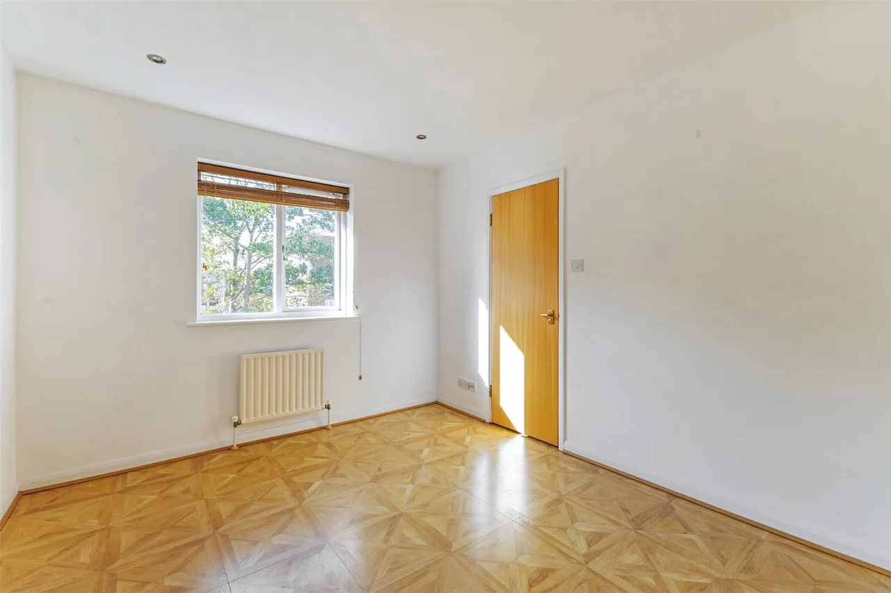 Lichfield Gardens, Richmond, TW9, photo 4