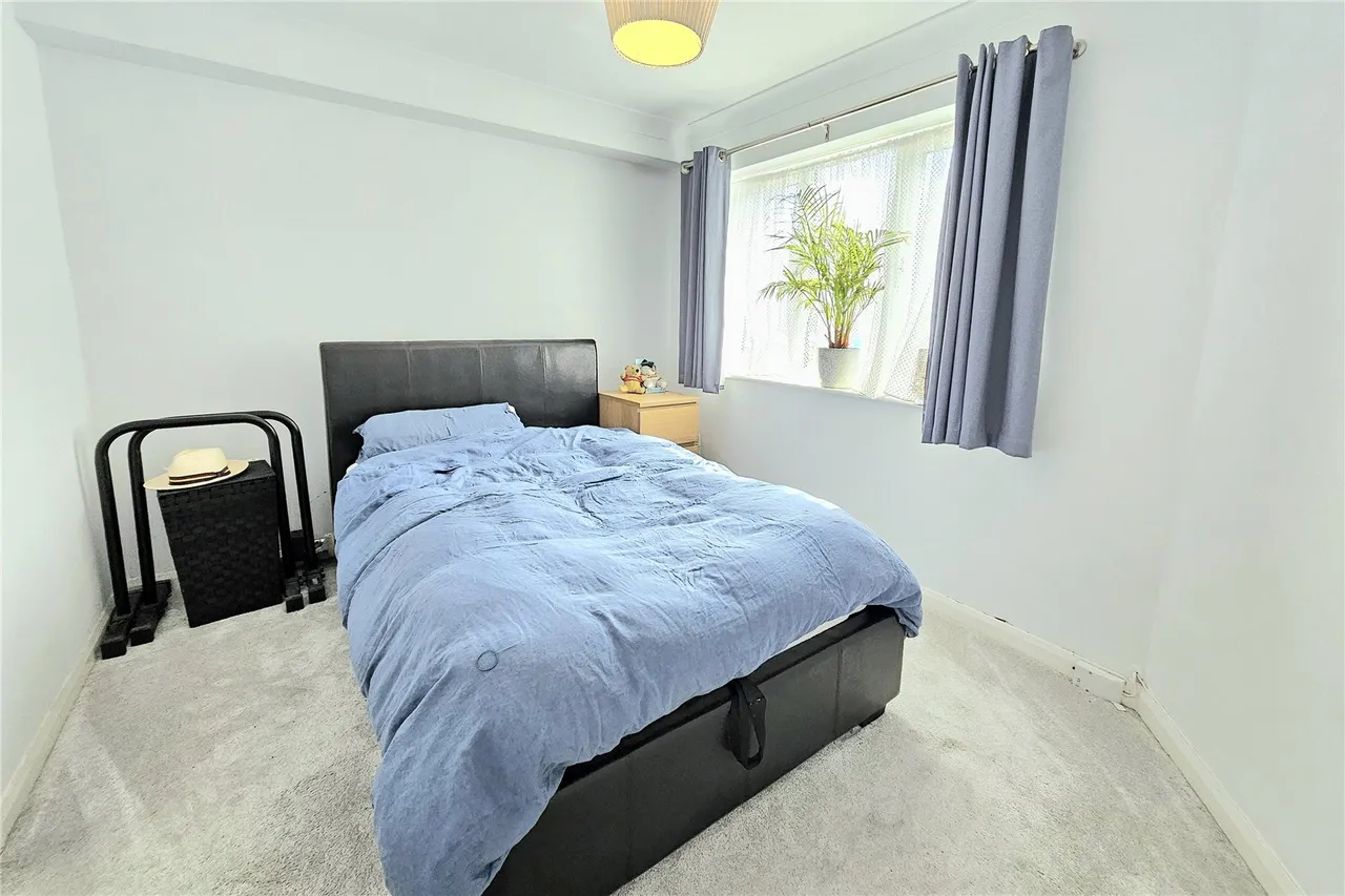 Oakfields, Alexandra Avenue, Camberley, Surrey, GU15 3BY, photo 2