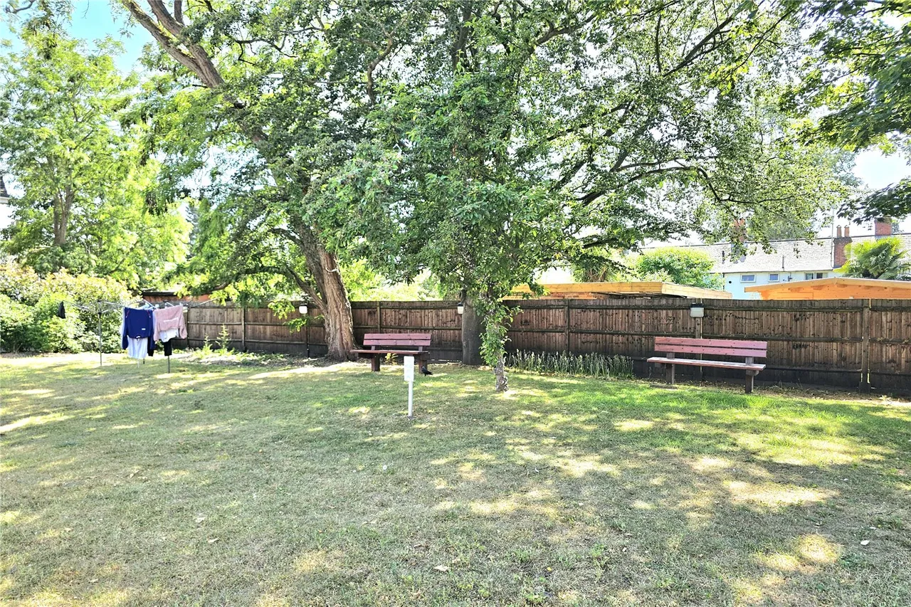 Oakfields, Alexandra Avenue, Camberley, Surrey, GU15 3BY, photo 7