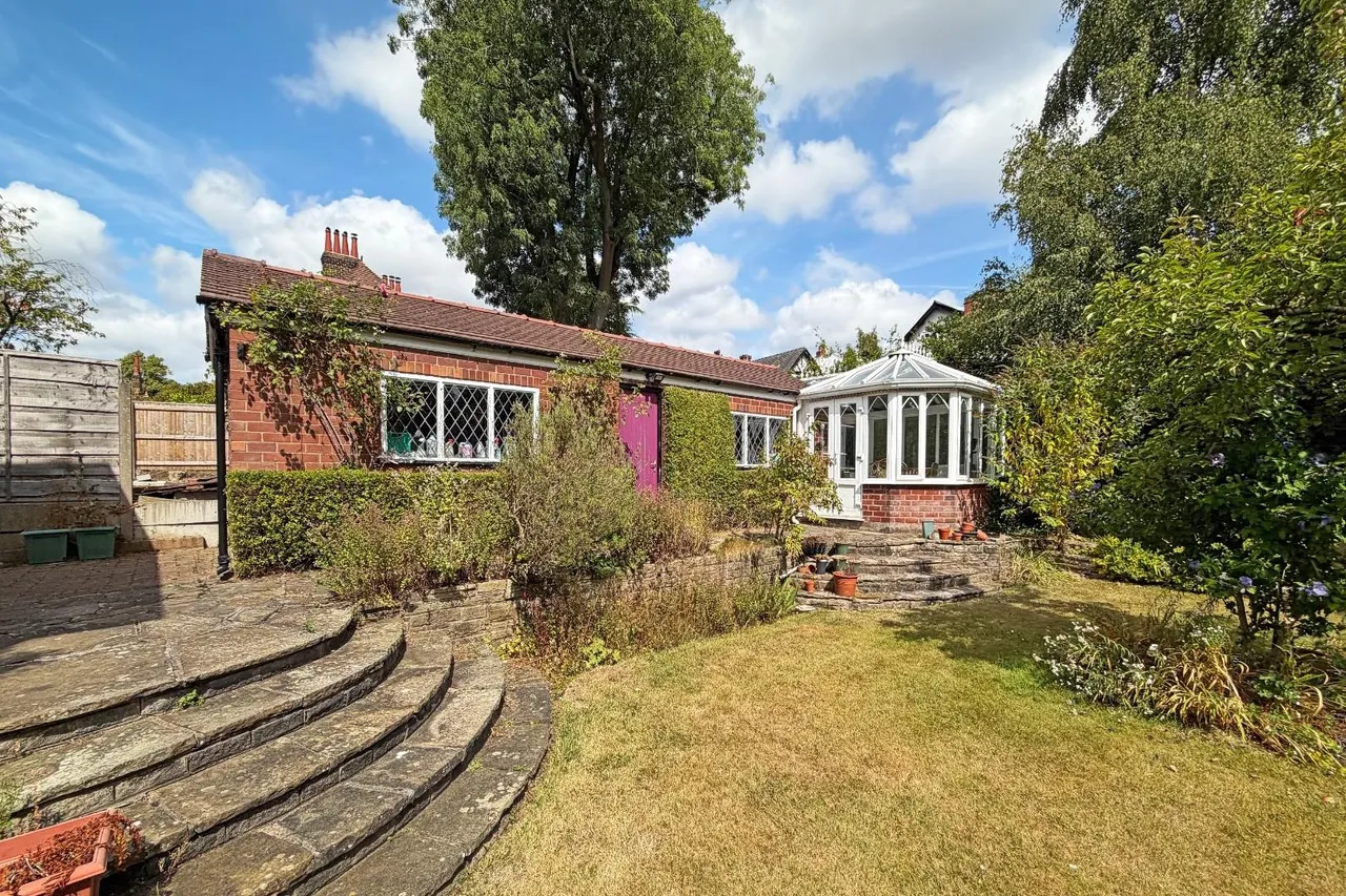 Seddon Road, Hale, Cheshire WA14 2UH, photo 29