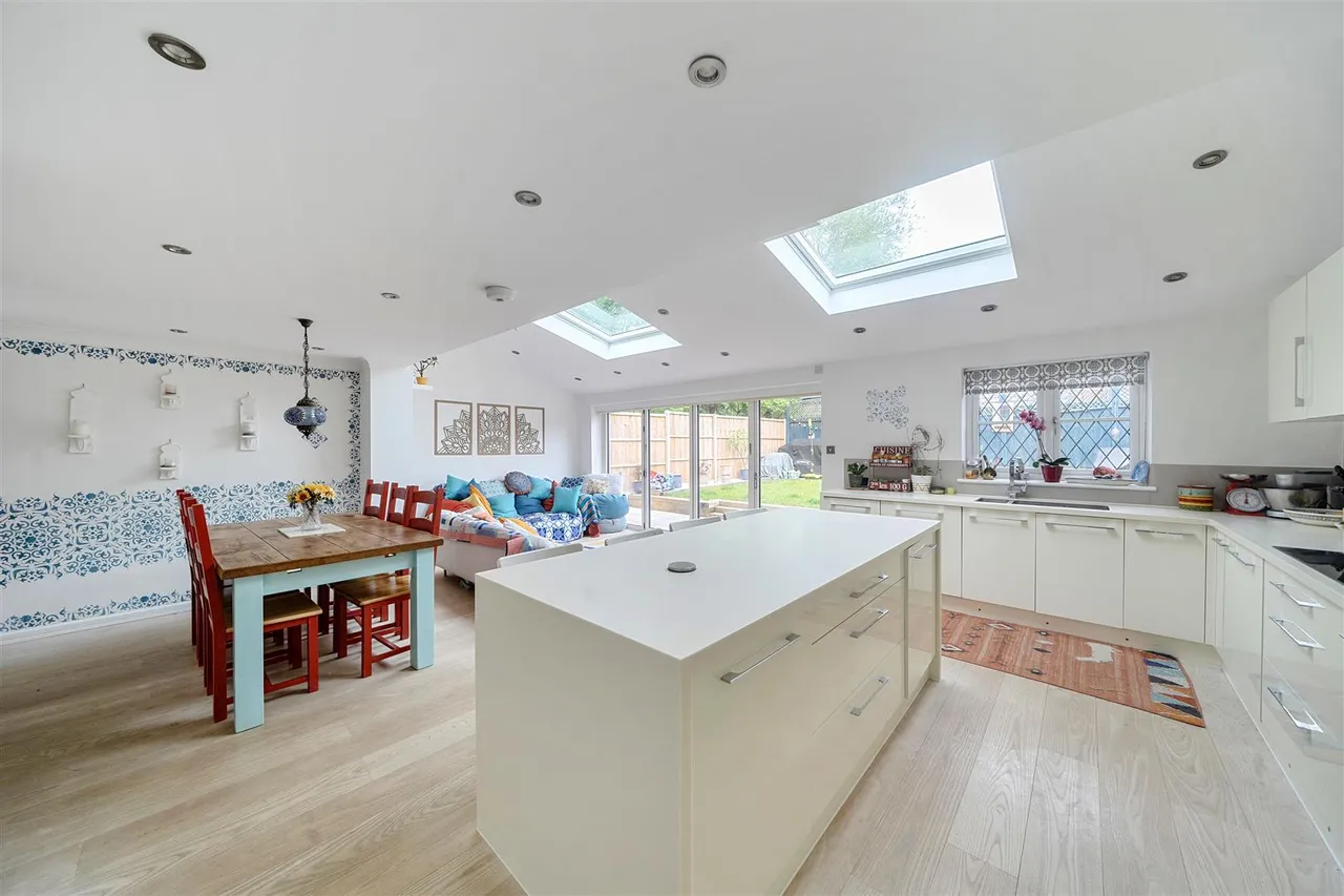 Stanier Way, Hedge End, photo 3