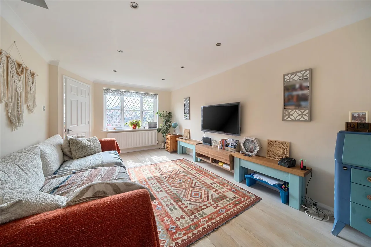 Stanier Way, Hedge End, photo 6