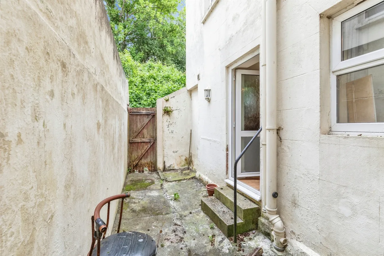 St. Helens Road, Hastings, TN34, photo 16