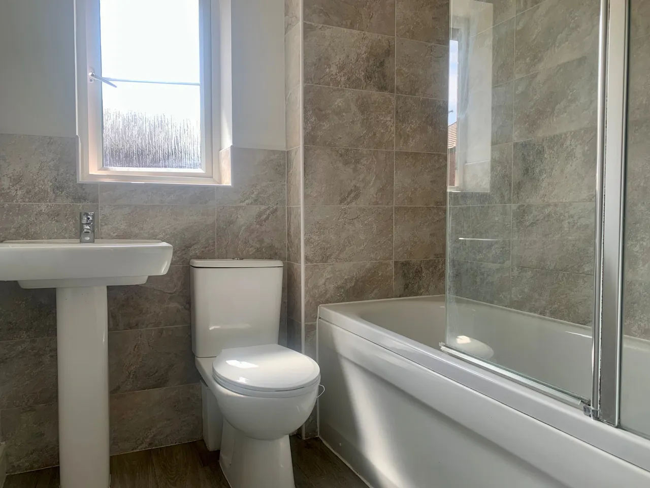 Middleham Avenue, ST16, photo 7