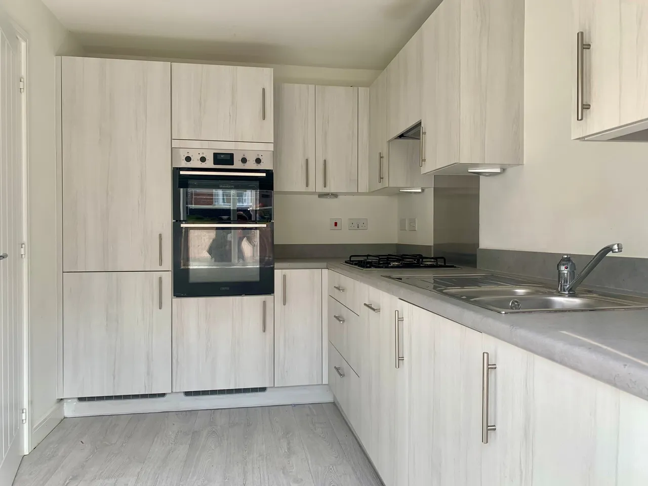 Middleham Avenue, ST16, photo 2
