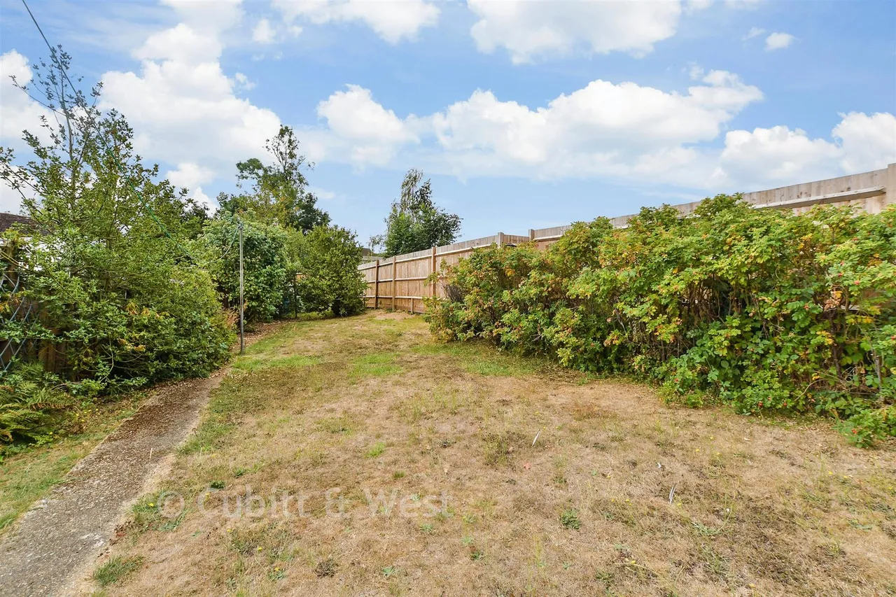 Downhurst Road, Ewhurst, GU6, photo 7