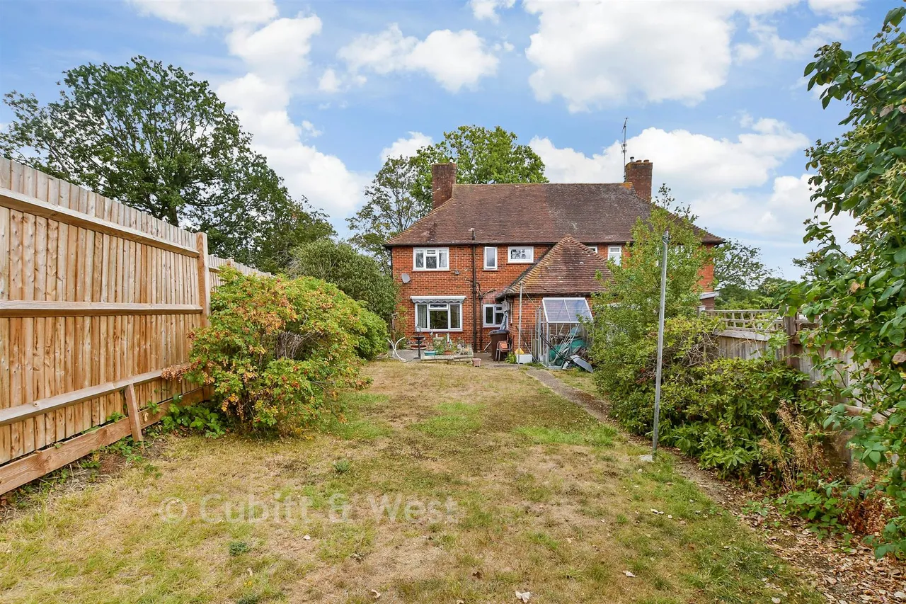 Downhurst Road, Ewhurst, GU6, photo 9