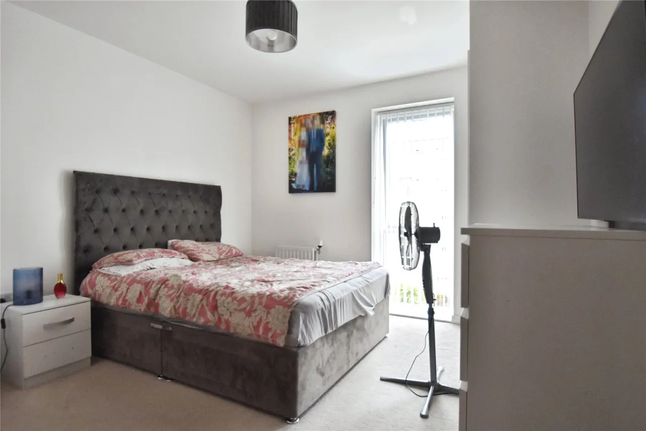 Handley Page Road, Barking, IG11, photo 6