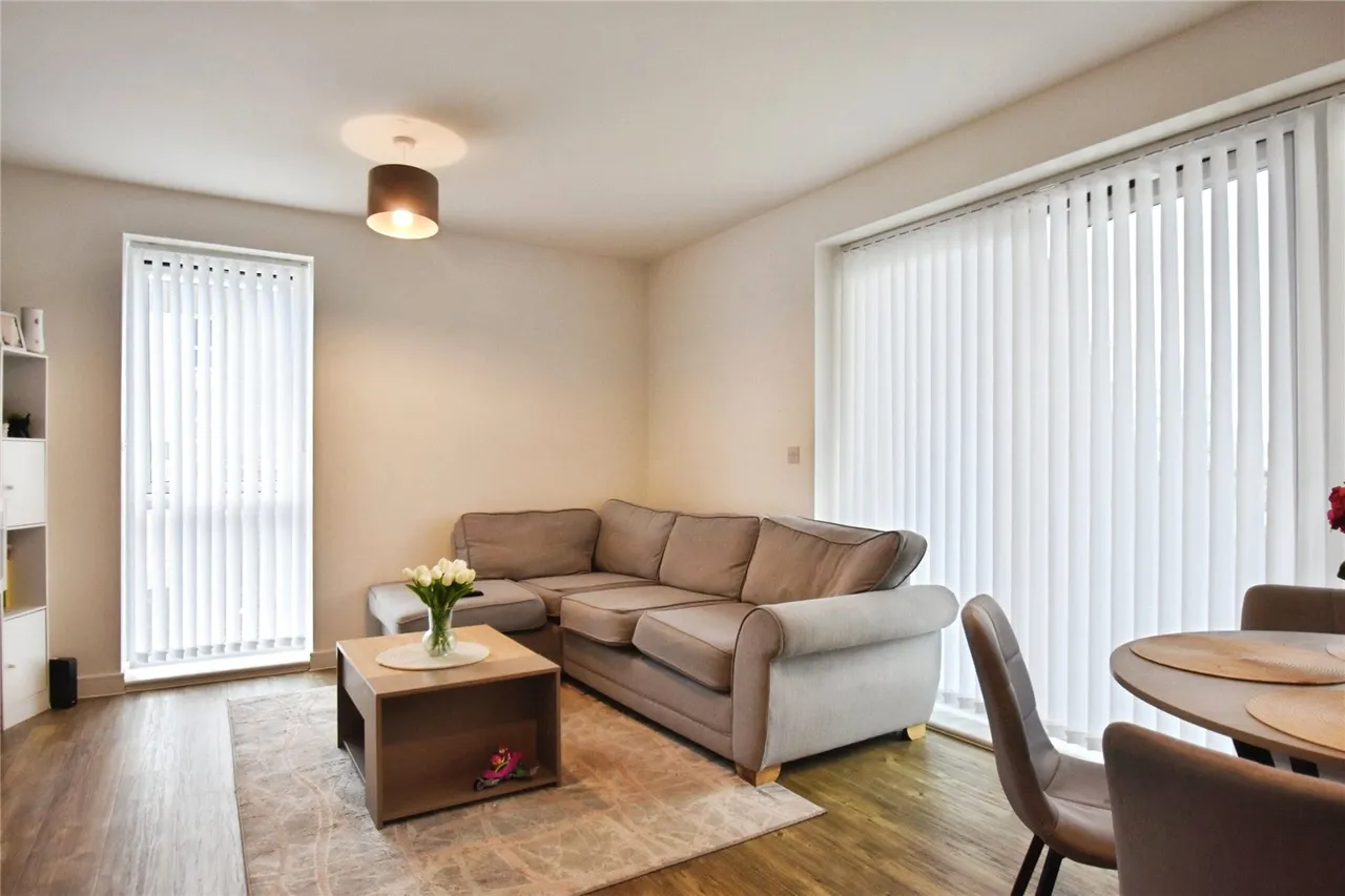 Handley Page Road, Barking, IG11, photo 8