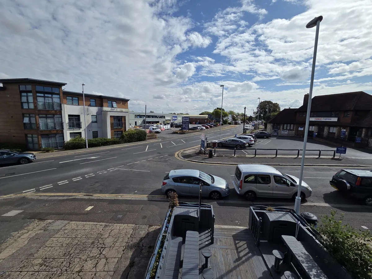 Worthing, BN14 8LE, photo 20