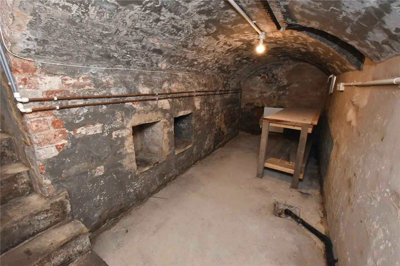 Lands Buildings, Ossett, WF5, photo 10