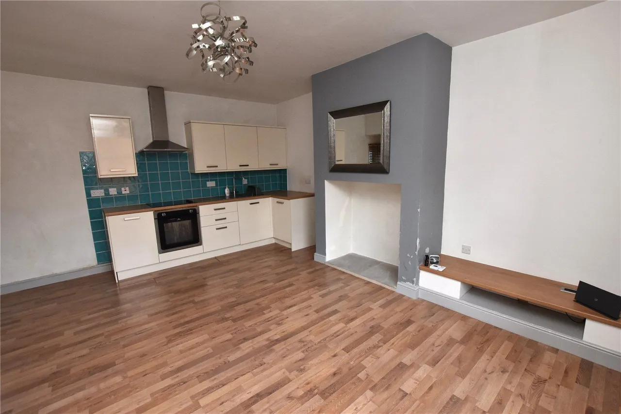 Lands Buildings, Ossett, WF5, photo 2