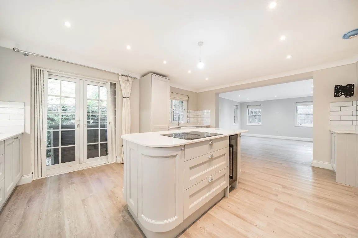 Goldcrest Mews, W5, photo 5