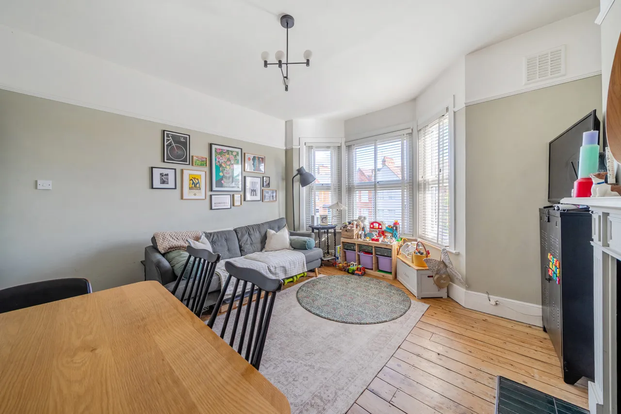 Birkhall Road, SE6, photo 11