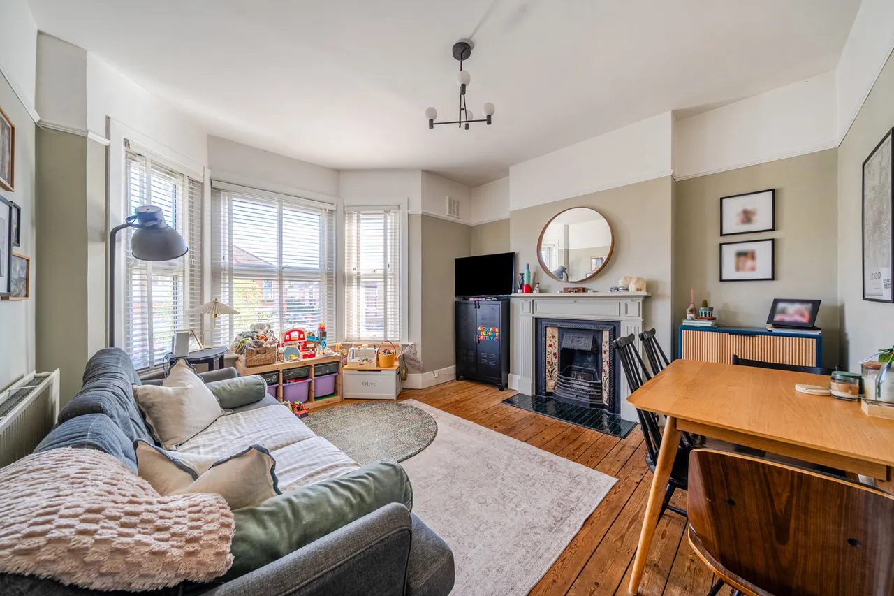 Birkhall Road, SE6, photo 4