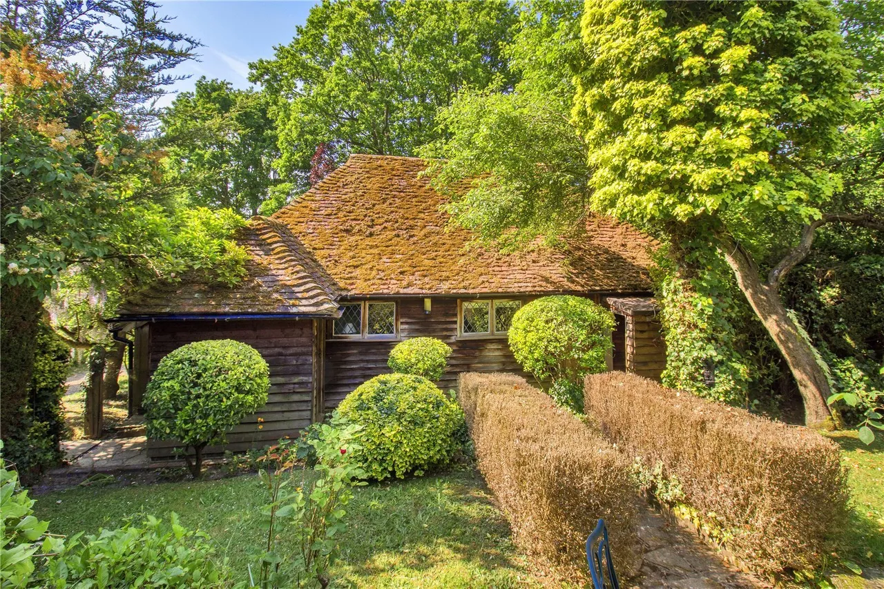 Hinksden Road, Benenden, TN17, photo 13
