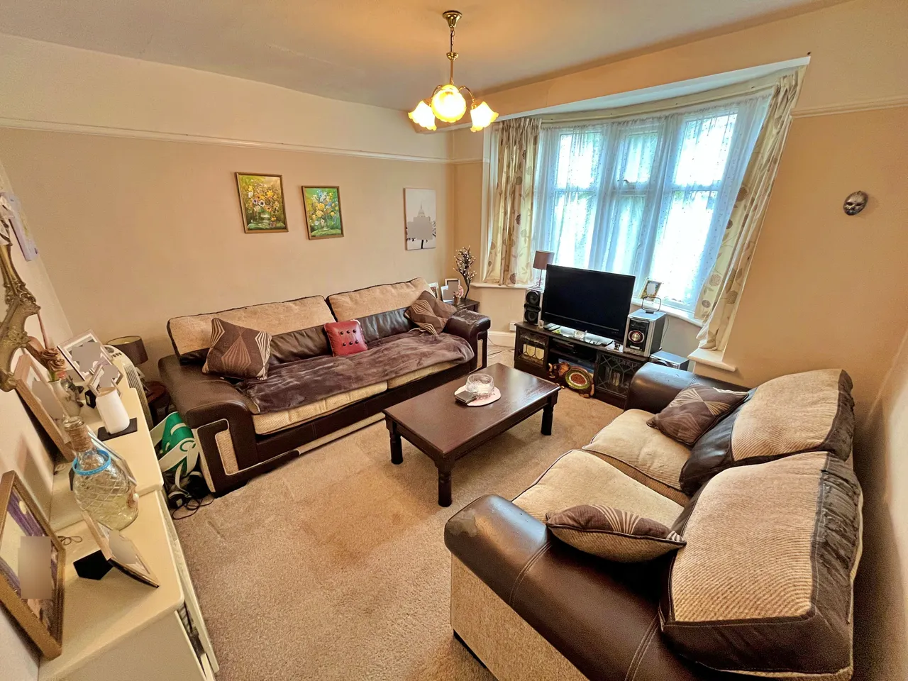 Oldfield Lane South, Greenford, UB6, photo 3