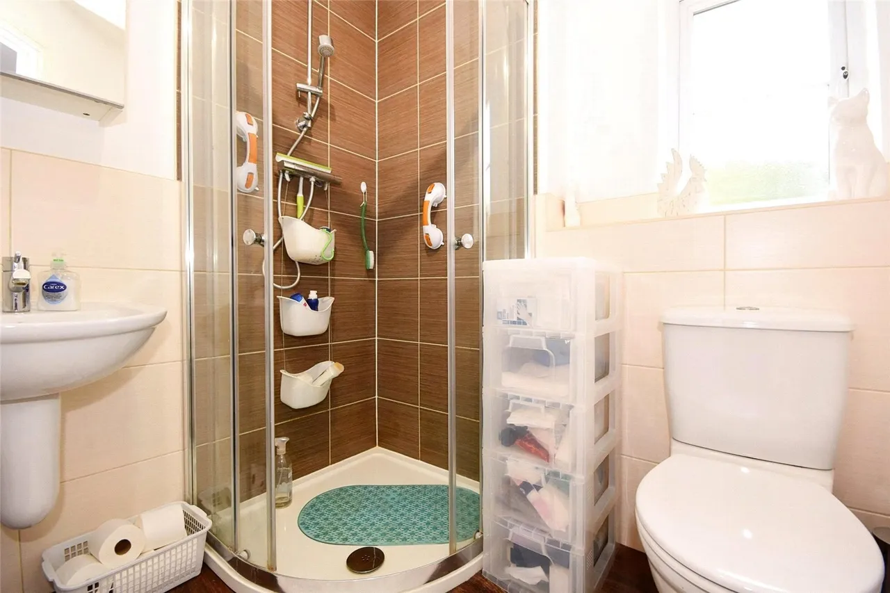 Bell Hill Close, Billericay, Essex, CM12, photo 11