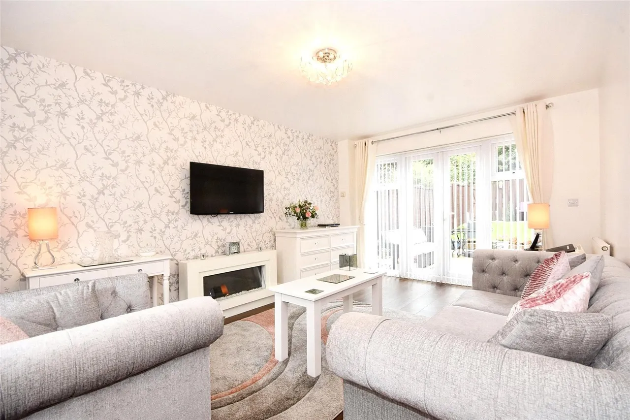 Bell Hill Close, Billericay, Essex, CM12, photo 3
