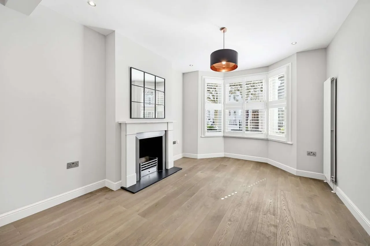 4 bed house to rent — Ashcombe Street, London, SW6 3AN