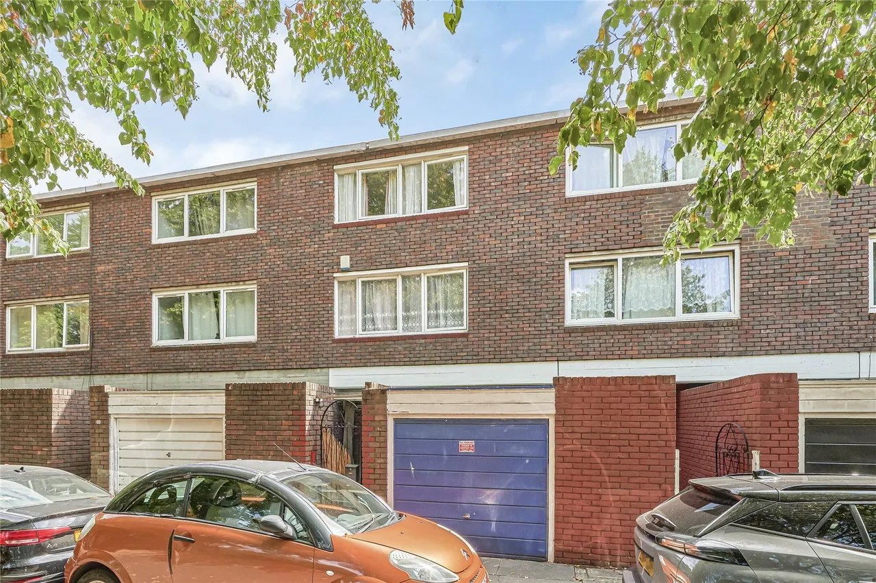 West Drive, London, SW16, photo 17