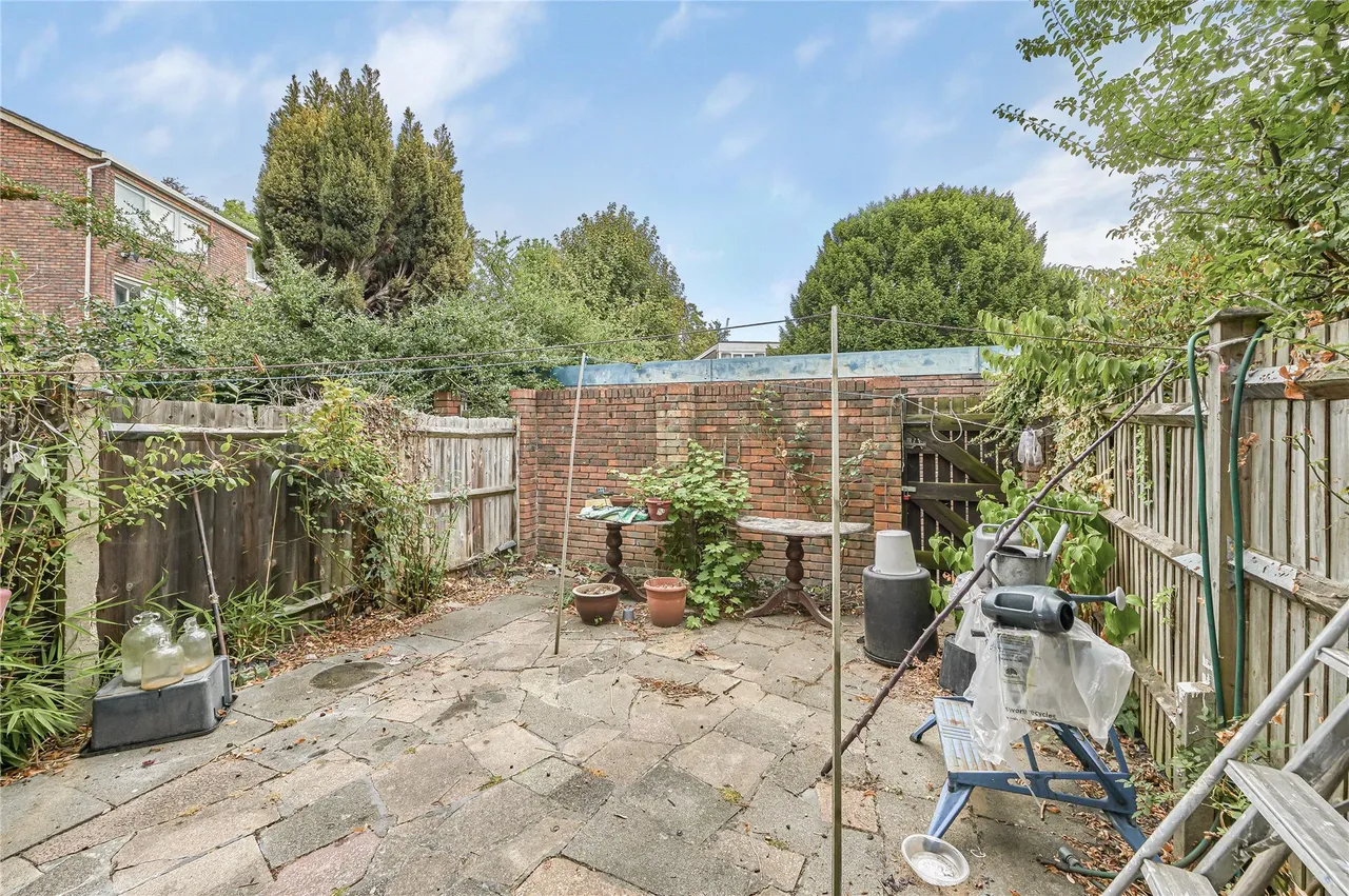 4 bed house for sale — West Drive, London, SW16