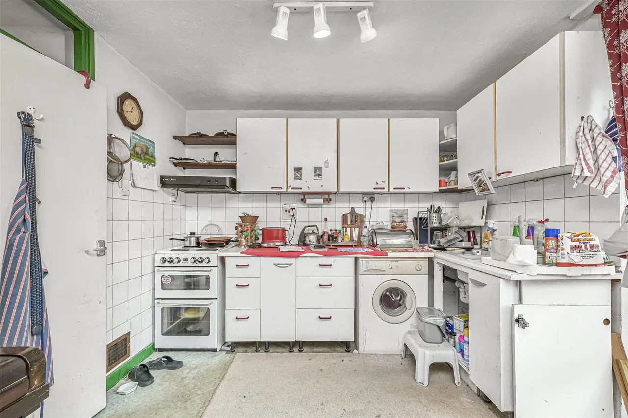 West Drive, London, SW16, photo 2