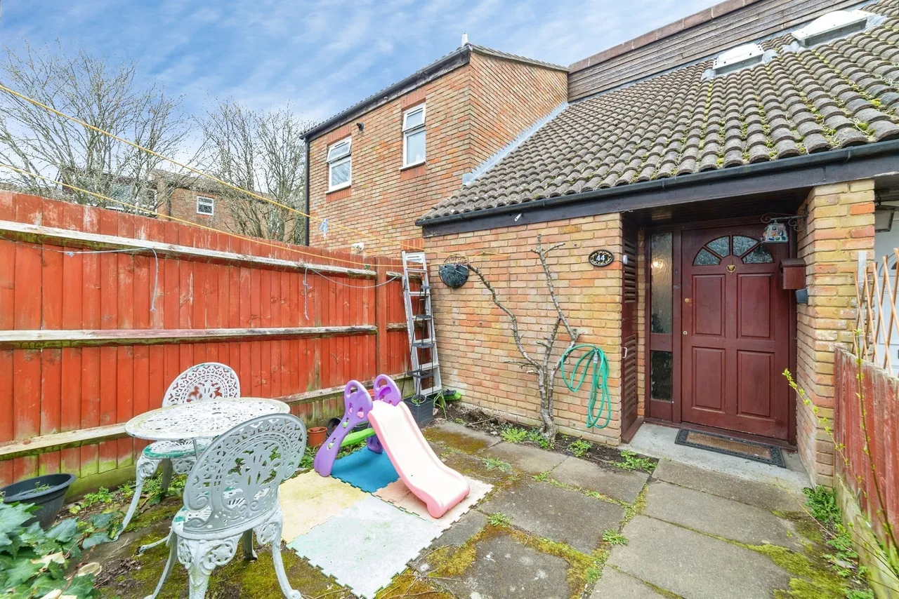 Baron Court, Stevenage, SG1, photo 4
