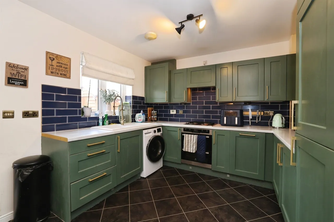 Primrose Place, Durrington, SP4, photo 5
