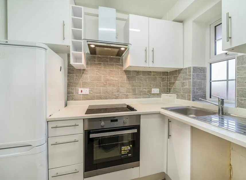 Streatham Close, Streatham Hill, SW16, photo 5
