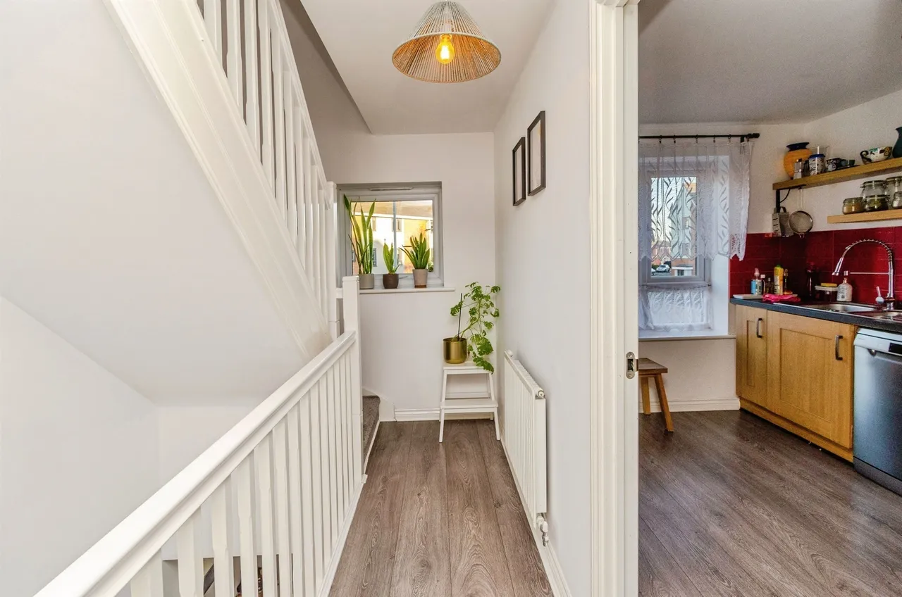 Kynance Grove, Wolverhampton, WV14, photo 10