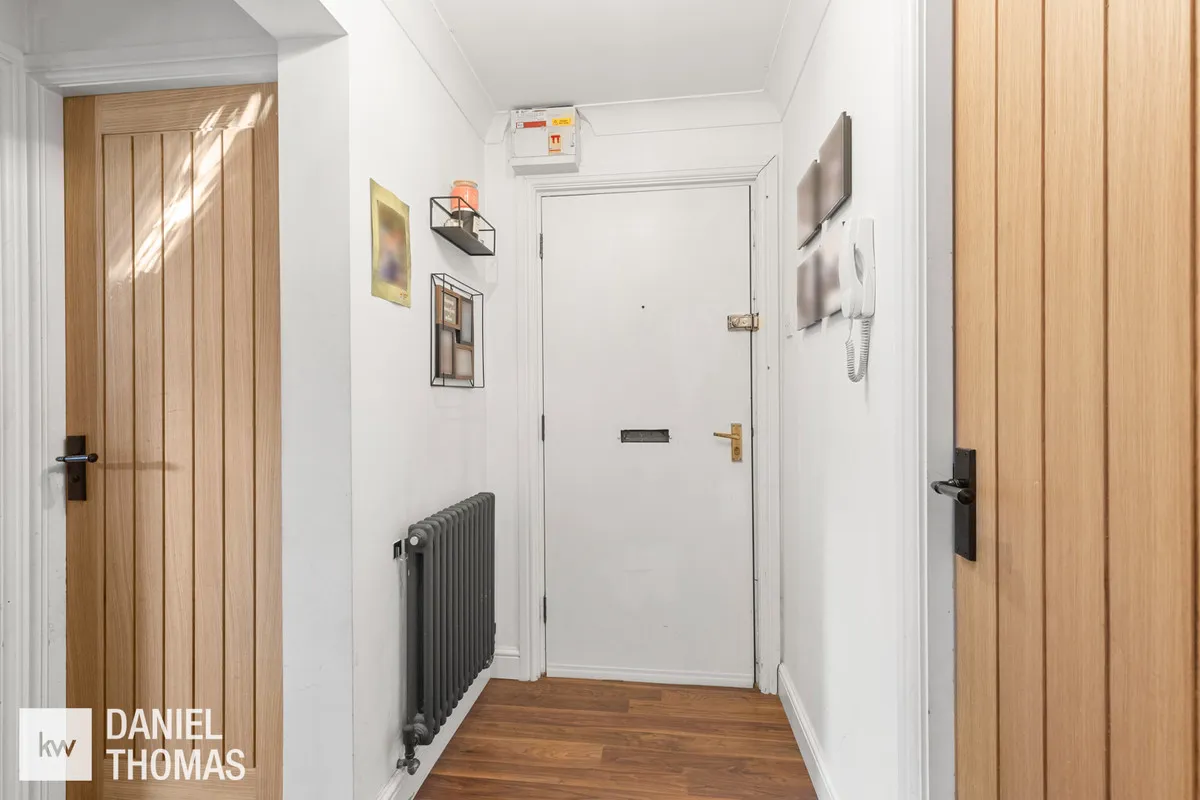 Horseshoe Close, Waltham Abbey, EN9, photo 12