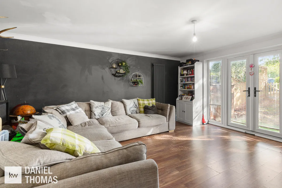 Horseshoe Close, Waltham Abbey, EN9, photo 3
